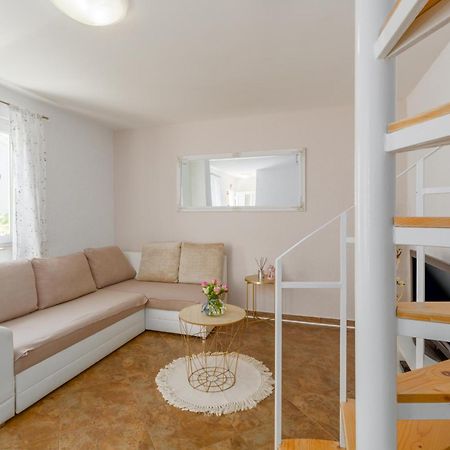 Apartment Leni Near Beach Poreč Kültér fotó