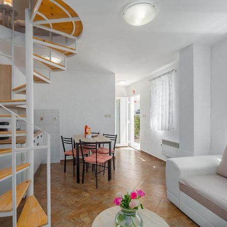 Apartment Leni Near Beach Poreč Kültér fotó