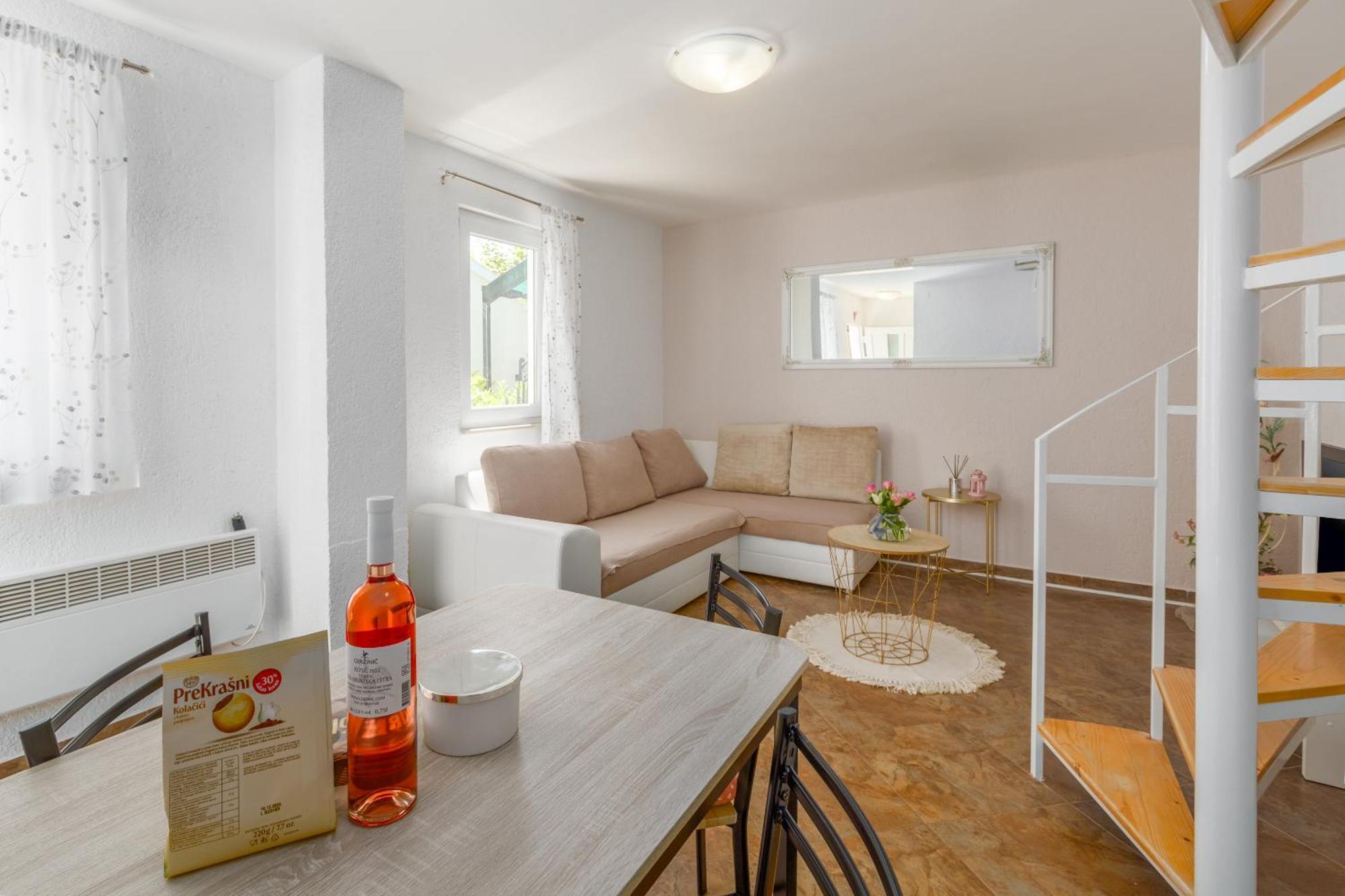 Apartment Leni Near Beach Poreč Kültér fotó